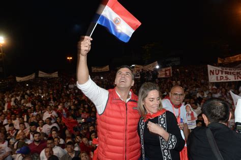 Los Candidatos A La Presidencia De Paraguay Cerraron Sus Campañas Con