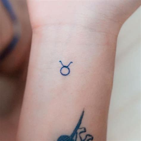 Taurus Symbol Tattoo Taurus Horoscope Constellation Mini Taurus Zodiac