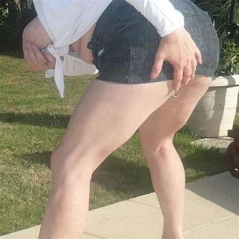 Sex Sex Challenge heiße Ehefrau wird von einem großen schwarzen Schwanz gefickt xHamster