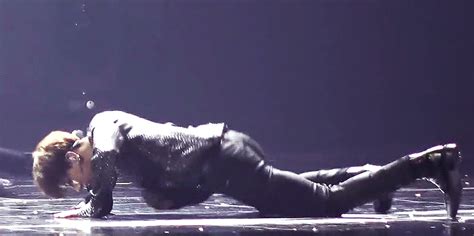 Jeon Jungkook Hot Jungkook Abs Jungkook Cute Foto Jungkook Kim Namjoon Foto Bts Jung