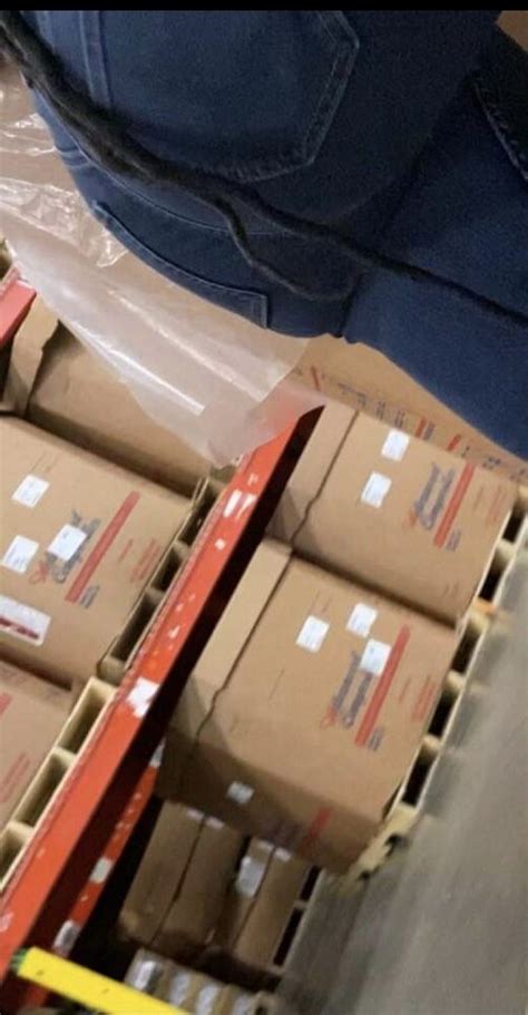 Thick Ass Co Worker First Post Forum