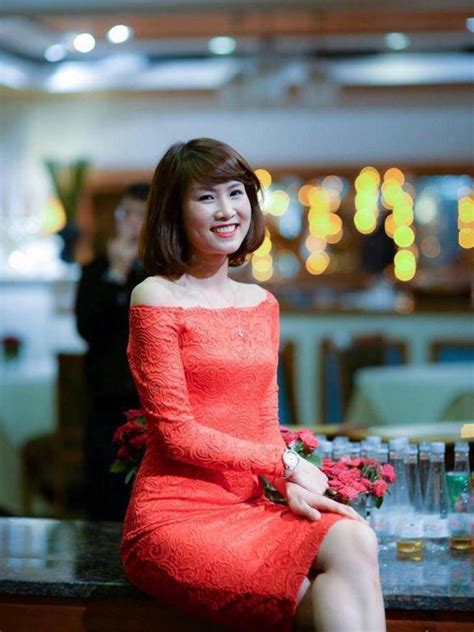 Nữ bình luận viên mới gây chú ý hơn đứt 32 hot girl Nóng cùng World Cup 2022 là ai