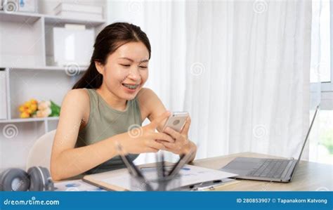 Hot Sexy Katvong Bikini Pics