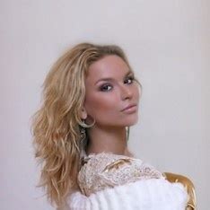 Summer Breeze Porn Videos Pornhub