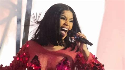 Cardi B Intends To Sue The LAPD For Putting Her Through A BuTT Naked Investigation Aswehiphop