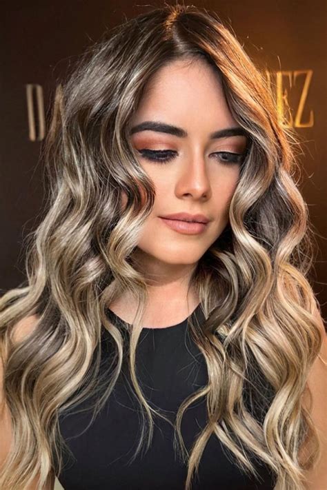 15 Gorgeous Blonde Hairstyles To Elevate Your Look Fabbon