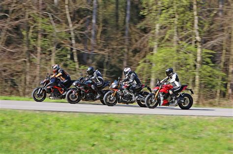 Hyper Naked Bikes Im Vergleich Moto Ch