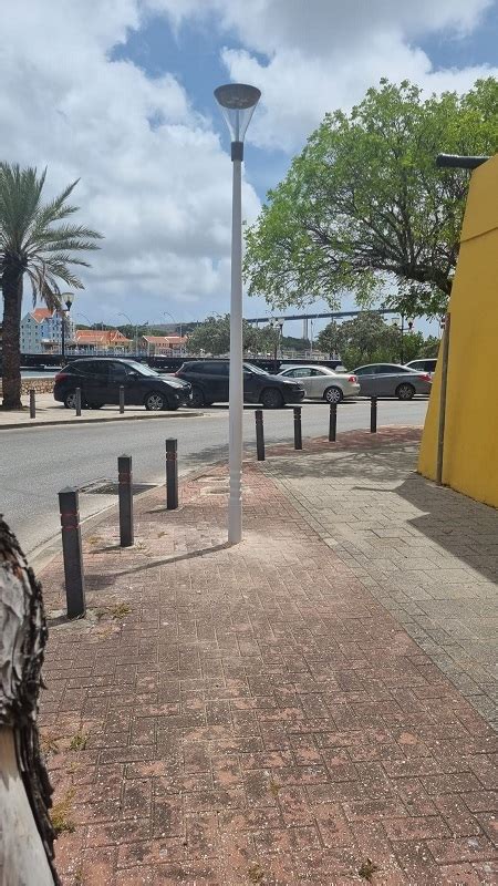 Aqualectra places LED lighting in Punda and Otrobanda - Curaçao Chronicle