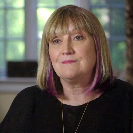 A Closer Look at the Life of Warren Buffet's Wife: Astrid Menks ...