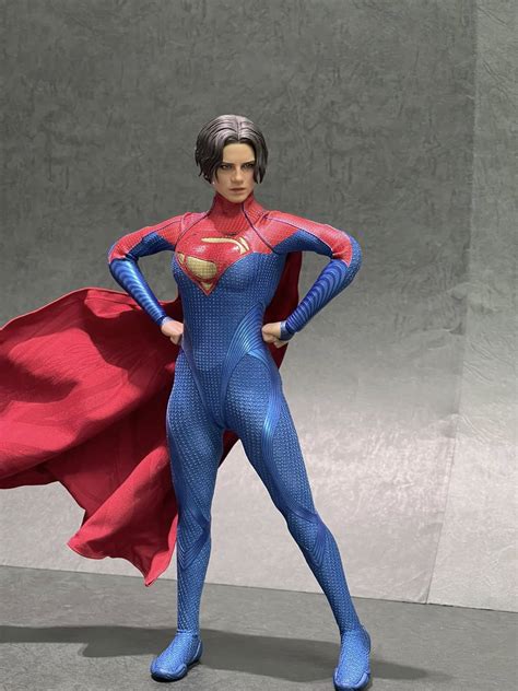 Hot Toys The Flash Supergirl Collectible Figure Page Collector Freaks