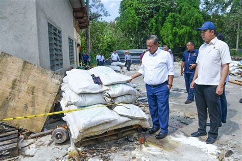 Kerajaan Negeri Sembilan Lumpuhkan Kegiatan Lombong Haram Nadir Bumi