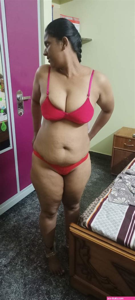 Tamil Aunty Bra Pantis Sex Leaks