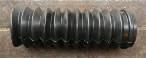 Пыльник стойки — Audi 80 (B4), 2 л, 1992 года | своими руками | DRIVE2