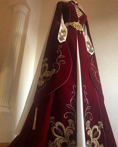 ФАТИМА АКУШЕВА on Instagram: " ️ вот такая красота для милой невесты 👰 ...