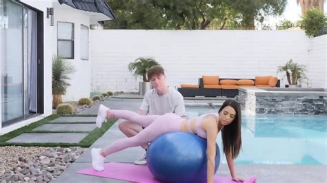 Mature Babe Workout With Creamy Deep Filling Facial Homemade Casting Horny Eva Long