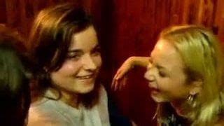 Intense Lesbian French Kiss Free American Dad Lesbian Porn Video