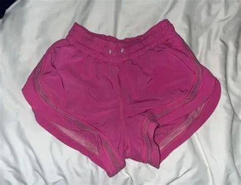 Lululemon Pink Hotty Hot Shorts 2 5 Size 4 20 65 Off Retail