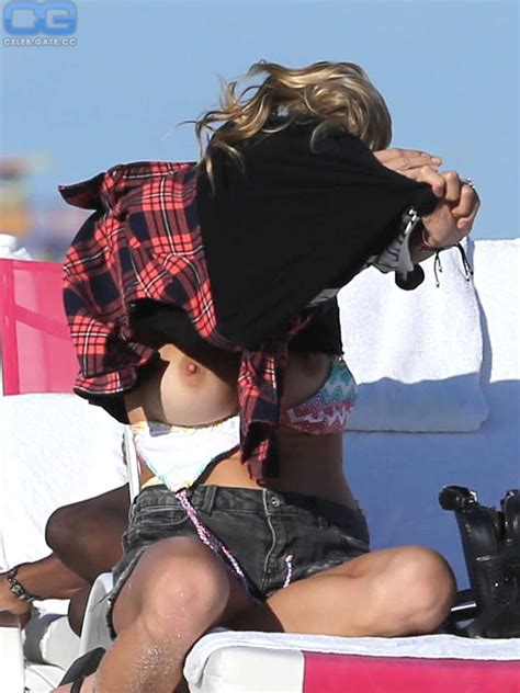 Martha Graeff Nude Pictures Onlyfans Leaks Playboy Photos Sex Scene Uncensored