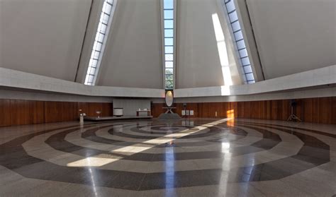 Templo Da Boa Vontade - Templo da Boa Vontade - Arte Fora do Museu