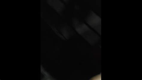 在保时捷 911 前抽搐 Pornhub Gay