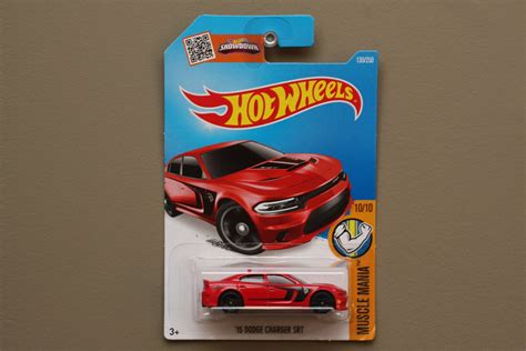 Hot Wheels Muscle Mania Dodge Charger Srt Hellcat Red