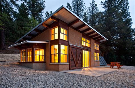 Project Gridless 25 Examples Of Off The Grid Homes Green Architecture