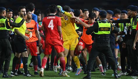 Foto Tawuran Massal Dalam Final Sea Games 2023 Memalukan Pemain Dan