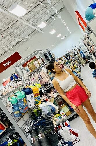 Pokies On This MILF TJ Max Beautiful Chick Boobs Forum