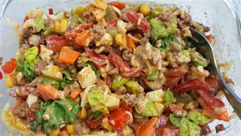 Bunter Salat Mit Hack Und K Se Rezept Schnelle Und Einfache Rezepte