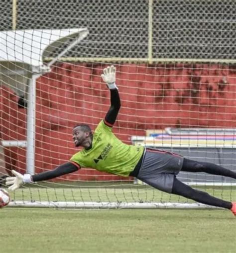 Vitória Empresta Goleiro Caíque A Clube Da 3ª Divisão Dos Eua Ne45