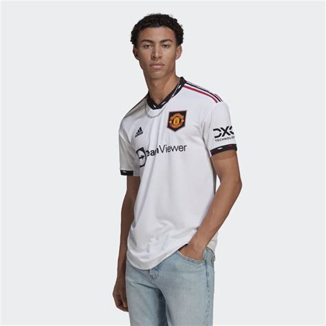 Manchester United39s 202021 Kit New Home And Away Jersey Bathrooms