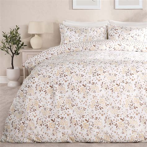 Dreamscene Ditsy Floral Print Reversible Duvet Cover Set Natural Single