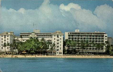 Moana Hotel, Waikiki Beach Honolulu, HI