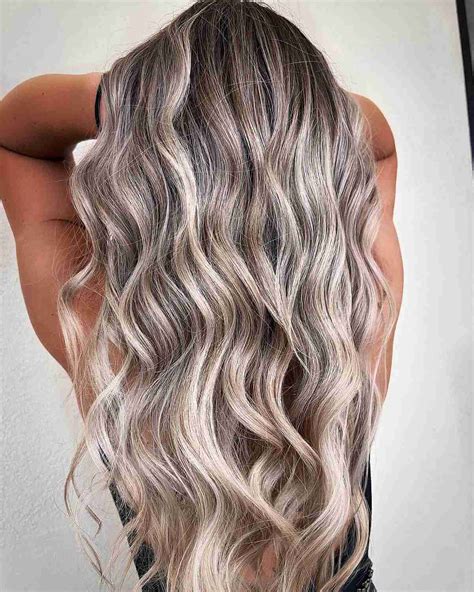 43 Best Blonde Highlights For Every Natural Hair Color