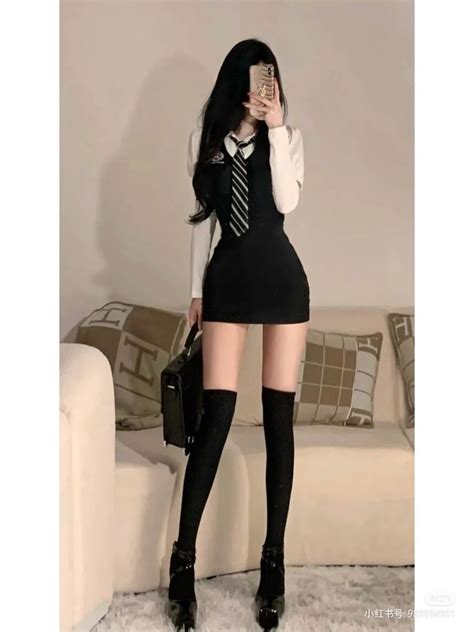 Pin By 二宝 On Ulzzang🌺 Stylish Outfits Edgy Outfits Fashion Outfits