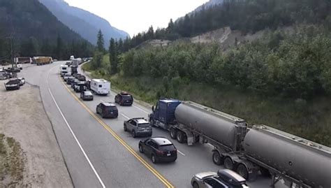 Highway 1 Reopens West Of Revelstoke After Multi Vehicle Crash Trendradars