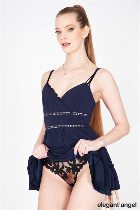 What S The Name Of The Black Haired Shemale Ariel Demure Erin Everheart Shemale Porn