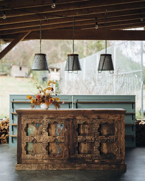 Smart lighting will enhance the look of juniper green