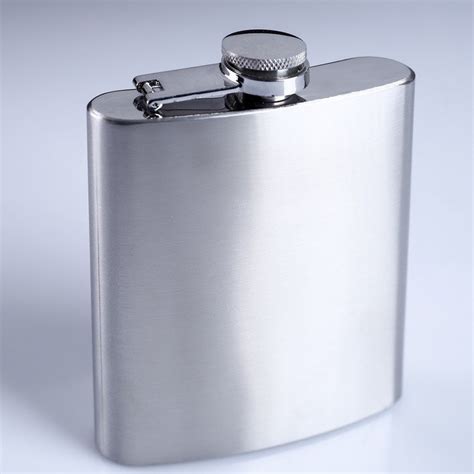 Металлическая фляжка без рисунка 200 мл купить в Москве в магазине подарков