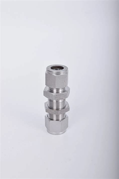 Nai Lok Forged Male Threaded Psi Stainless Steel Twin Ferrule