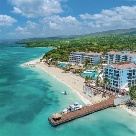 Sandals Last Minute Deals: October 2025