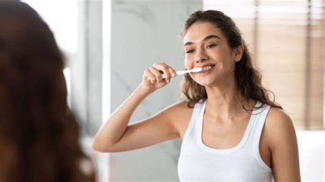 8 Common Tooth Brushing Mistakes And How To Correct Them Anne Cohen