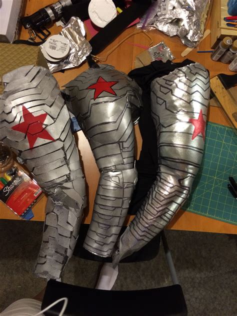 Diy Infinity Gauntlet Cardboard Infinity Gauntlet How To Make Infinity