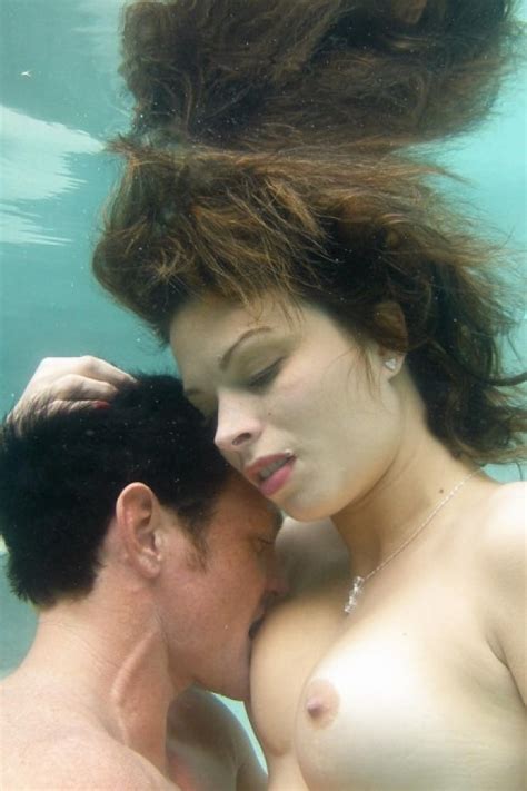 Models Sex Underwater Tour