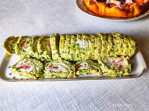 Рулет с форелью рецепт с фото пошаговый от Мария Комарова - Овкусе.ру