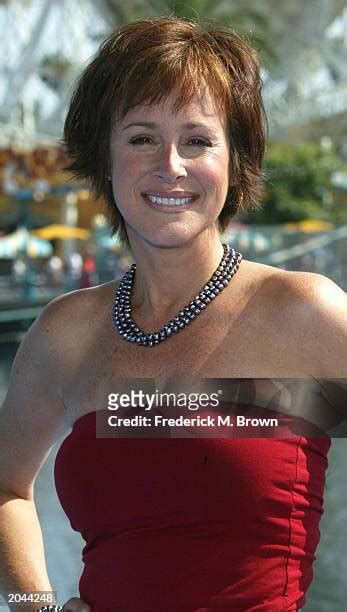 Hot Sexy Hillary B Smith Bikini Pics