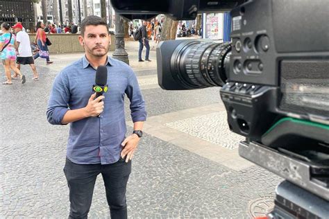 Repórter sofre tentativa de assalto durante reportagem em SP assista