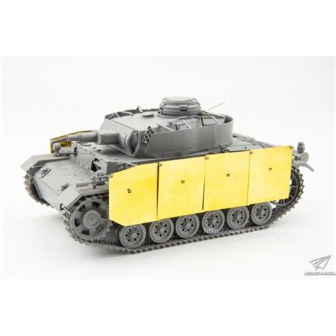 Pz Kpfw III Ausf N mit Schürzen Tysk panzer 1 35 Modelskibet dk