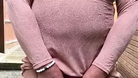 Amateur Travestiet Kellycd Sexy Milf In Roze Masturbeert Xhamster