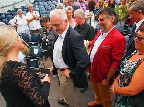 Bald Sind Wahlen Applaus Applaus Veröffentlicht Im Einbecker